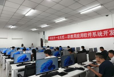 一技在手，一生無憂 信息工程系2024年職業教育活動周系列活動聚焦軟件開發與信息技術咨詢